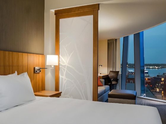 Gallery - Hyatt Place Portland Downtown - Old Port Square