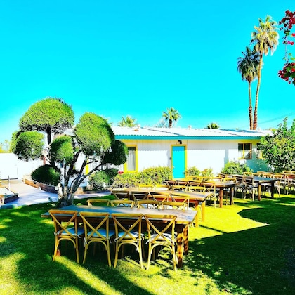 Gallery - A Place In The Sun - Adults Only
