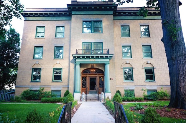 Gallery - Inn At 835 Boutique Hotel