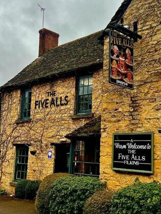 Gallery - The Five Alls