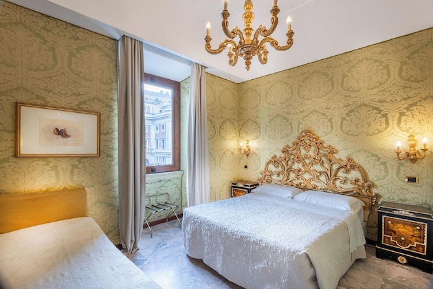 Gallery - Des Epoques Hotel