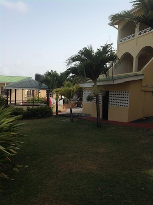 Gallery - Wave Crest Suites