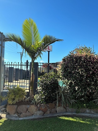Gallery - Shady Rest Motel