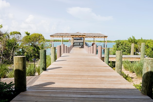 Gallery - Como Parrot Cay