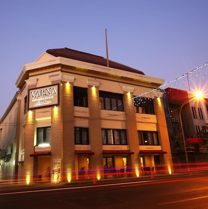 Gallery - Varna Culture Hotel Soerabaia Surabaya