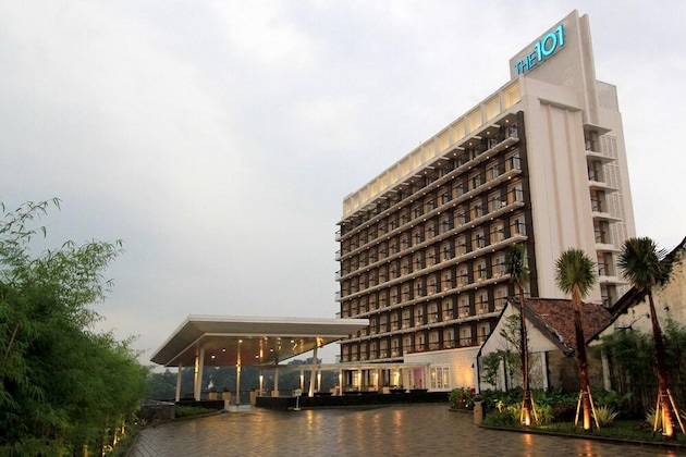 Gallery - The 1O1 Bogor Suryakancana
