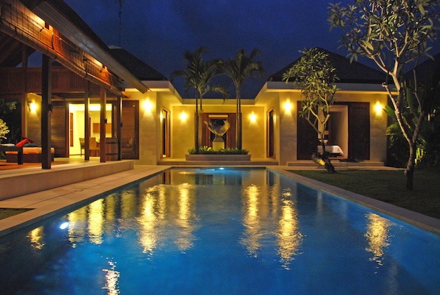 Gallery - Saba Villa