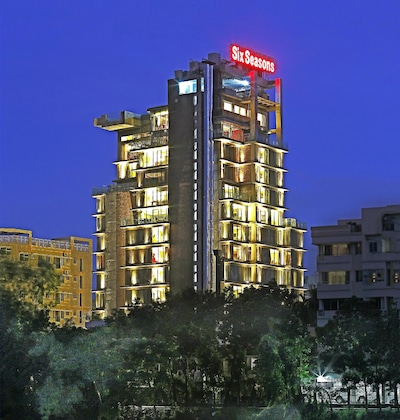 Gallery - Six Seasons Hotel