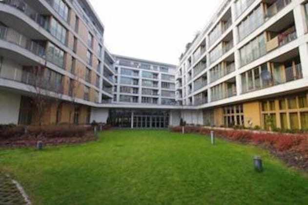 Gallery - Angel Plaza Apartments