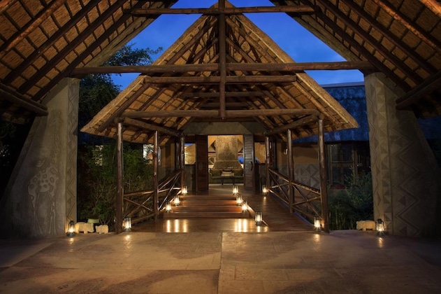 Gallery - Lukimbi Safari Lodge