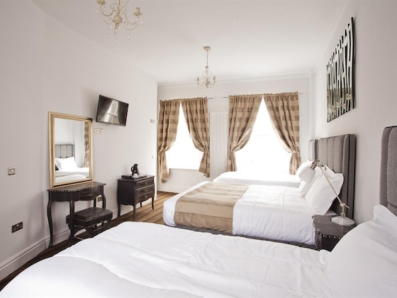 Gallery - Burton Stone Inn