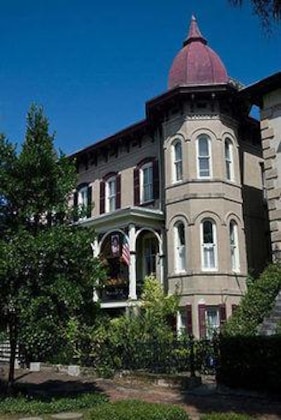 Gallery - Mcmillan Inn Bed And Breakfast