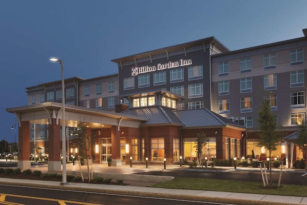 Gallery - Hilton Garden Inn Boston Logan Airport