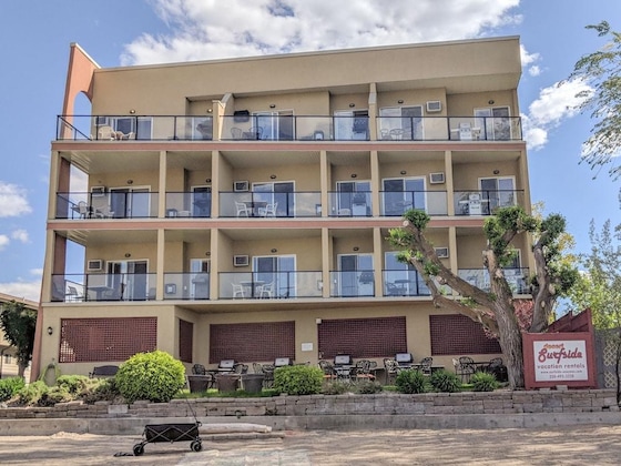 Gallery - Desert Surfside Waterfront Accommodations