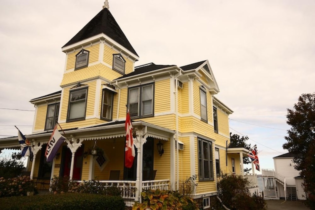 Gallery - Come From Away B&B Inn