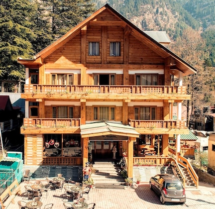Gallery - Whispering Inn By Vivaan