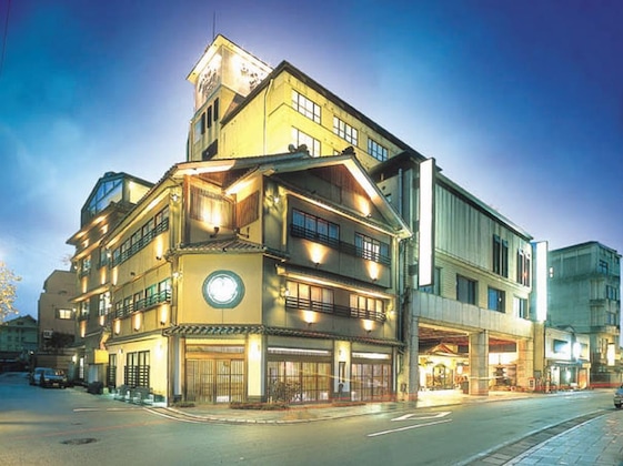 Gallery - Awara Grand Hotel