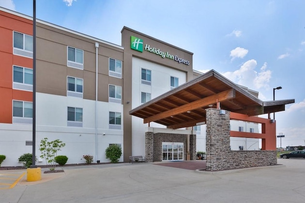 Gallery - Holiday Inn Express & Suites Effingham By Ihg