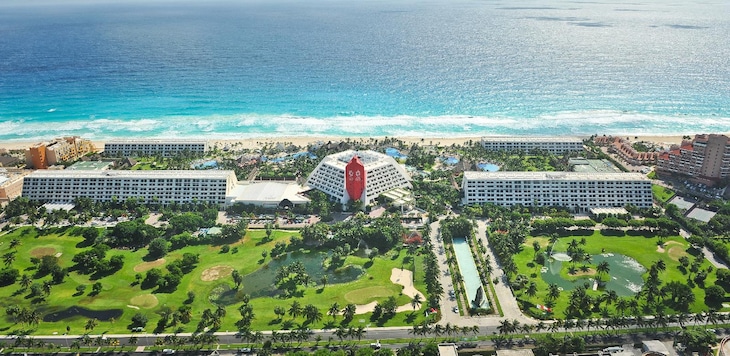 Gallery - The Pyramid Cancun by Oasis
