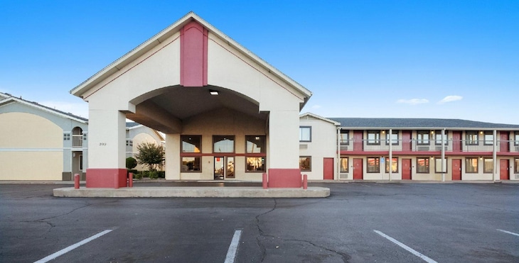 Gallery - Red Roof Inn Oklahoma Airport – I-40 W Fairgrounds