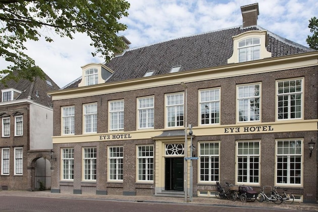 Gallery - Eye Hotel