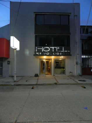 Gallery - Hotel Revolucion