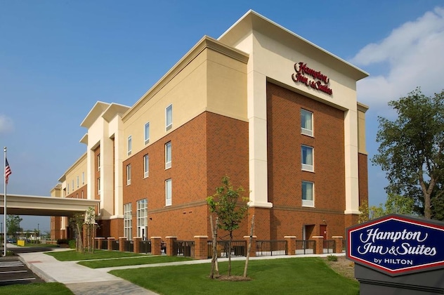 Gallery - Hampton Inn & Suites Syracuse Carrier Circle