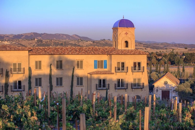 Gallery - Allegretto Vineyard Resort Paso Robles