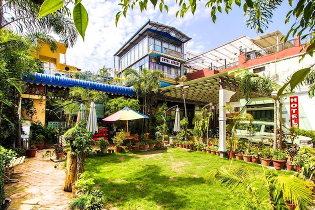 Gallery - Fabhotel Ashrey