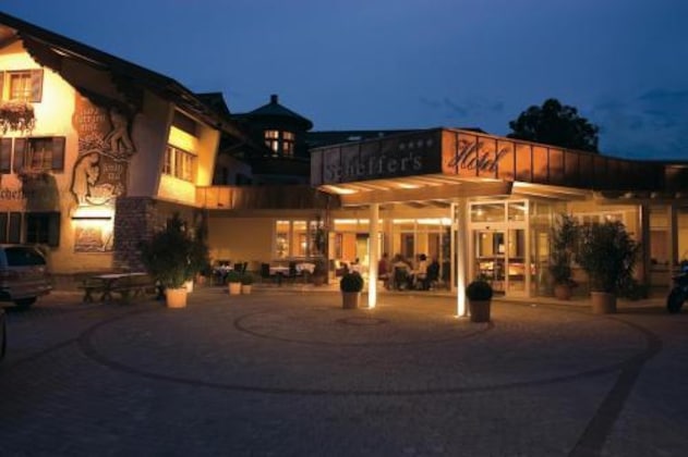 Gallery - Scheffer's Hotel
