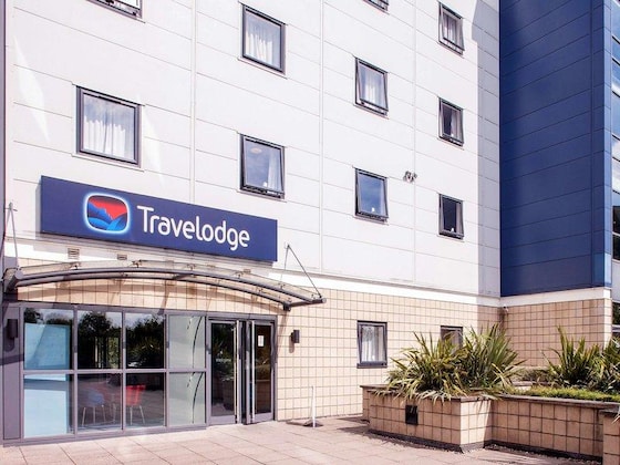 Gallery - Travelodge London Kew Bridge