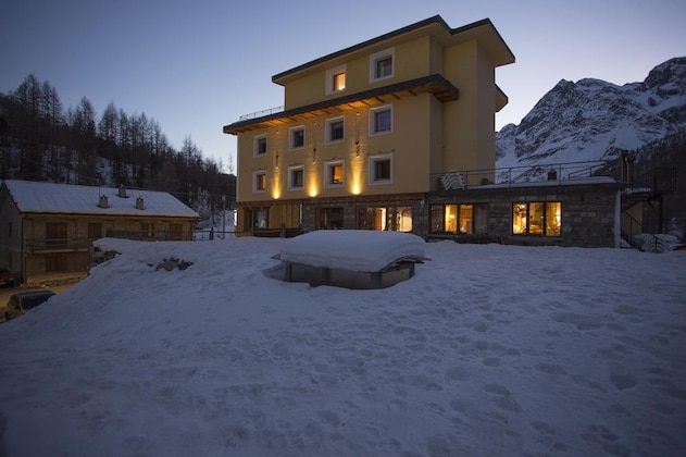 Gallery - Apartments Suites Lac Bleu