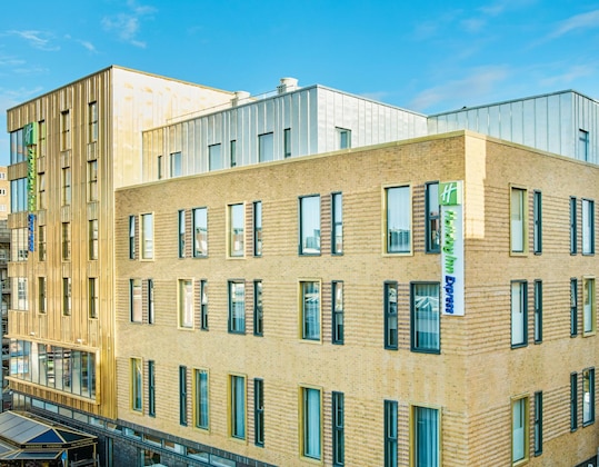 Gallery - Holiday Inn Express London - Ealing, An Ihg Hotel