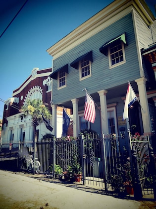 Gallery - Auberge Nouvelle Orleans Hostel