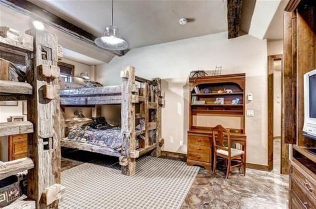 Gallery - Ski Bridge Lodge