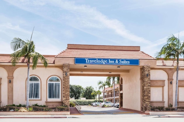 Gallery - Travelodge Inn & Suites Bell Los Angeles Area