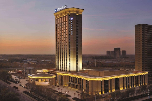 Gallery - Wyndham Urumqi North