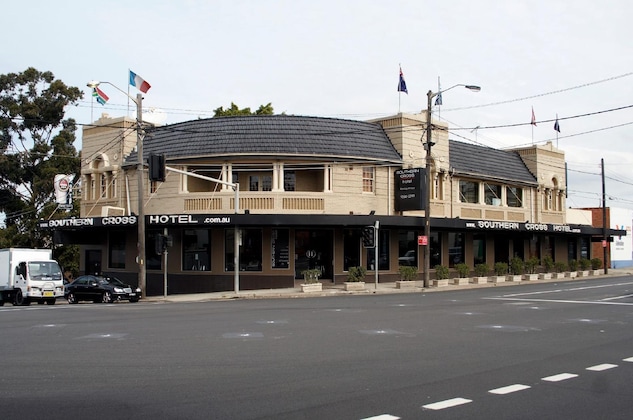 Gallery - Southern Cross Hotel
