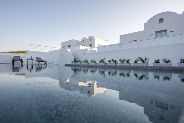 Gallery - Sea And Sand Sea View Private Complex!