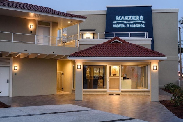 Gallery - Marker 8 Hotel & Marina