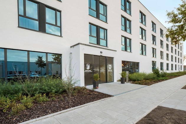Gallery - Super 8 By Wyndham Munich City North