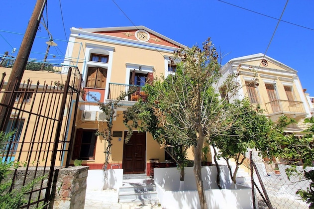 Gallery - Symi Center