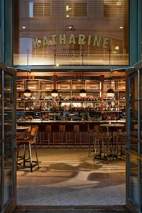 Gallery - Kimpton Cardinal Hotel By Ihg
