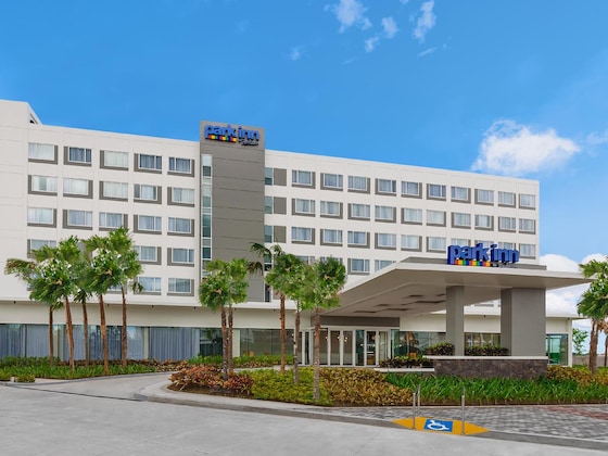 Gallery - Park Inn By Radisson Clark
