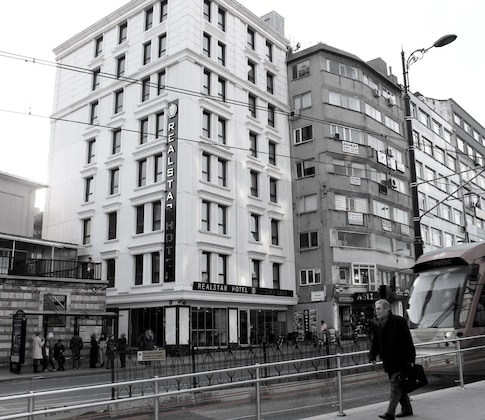 Gallery - The Central Hotel