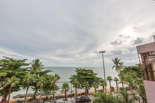 Gallery - Marina Jomtien Beach