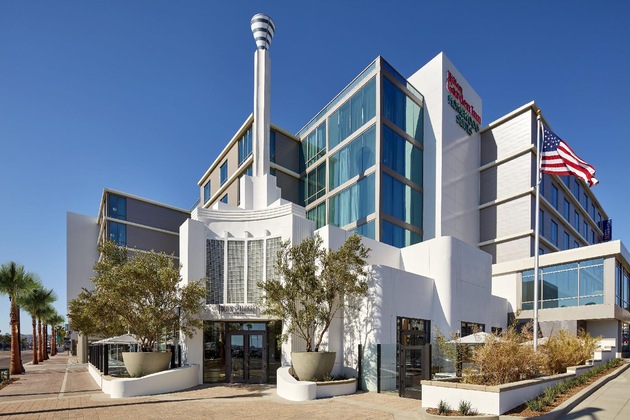 Gallery - Hilton Garden Inn San Diego Downtown Bayside