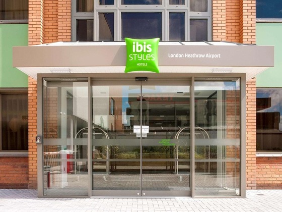 Gallery - Ibis Styles London Heathrow Airport