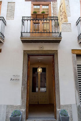 Gallery - Apartamentos Luna Suites Palacio Almagra