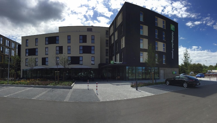 Gallery - Holiday Inn Express Karlsruhe - City Park By Ihg